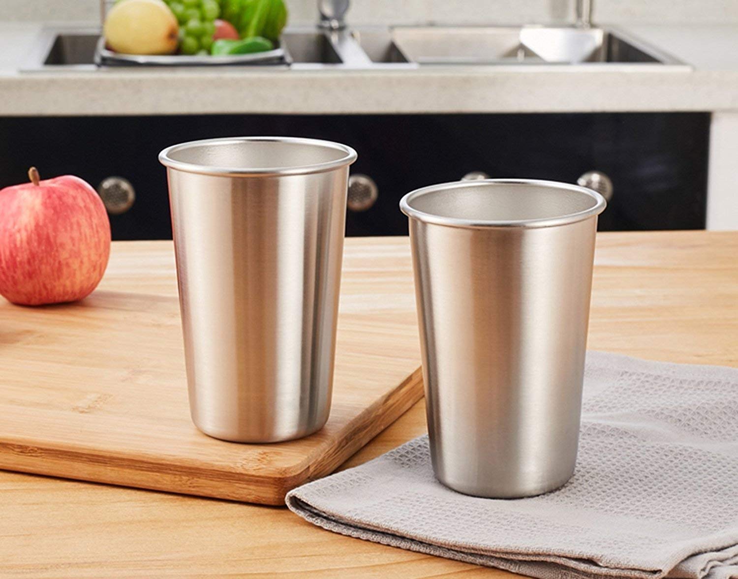 Modern Innovations stainless steel pint glass 18/8 is durable and safe for daily trips.