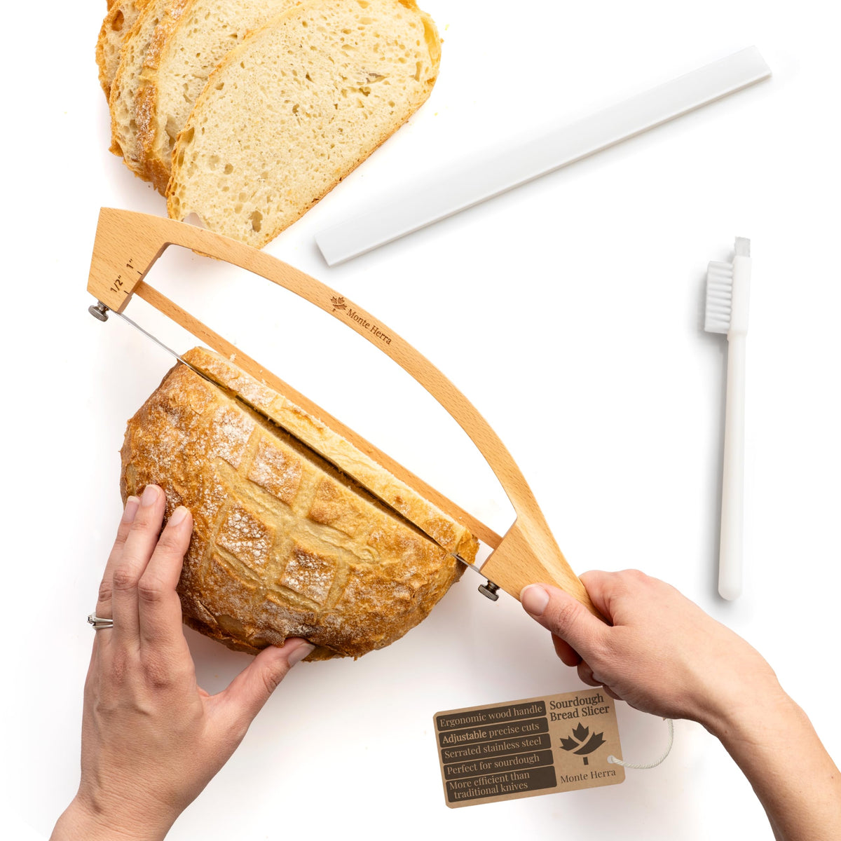 MonteHerra bread knife with thickness-guide for precise, even slices.