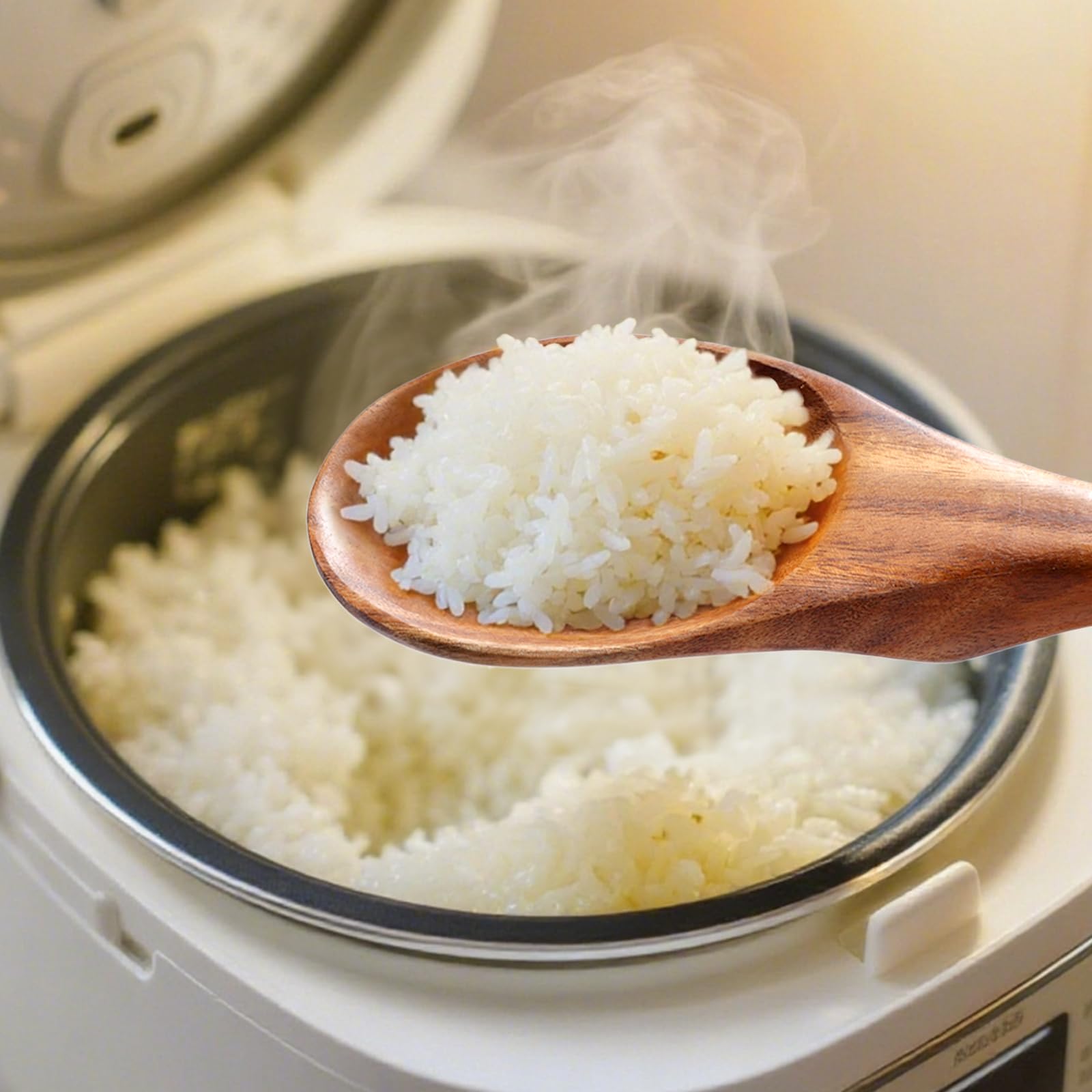 Mooues integrated tool rest keeps the spoon head off the counter.
