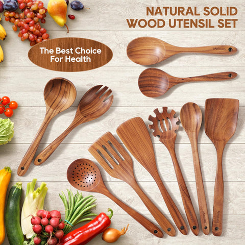 Mooues hook-set keeps teak utensils organized in the kitchen
