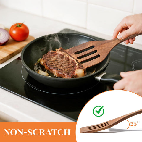 MORGLES wooden scraper ideal for delicate items like eggs and pancakes