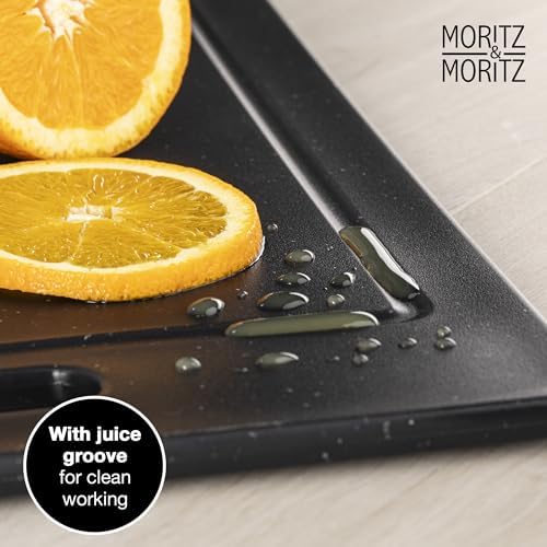 Moritz & Moritz cutting-board set features a juice groove to catch liquids