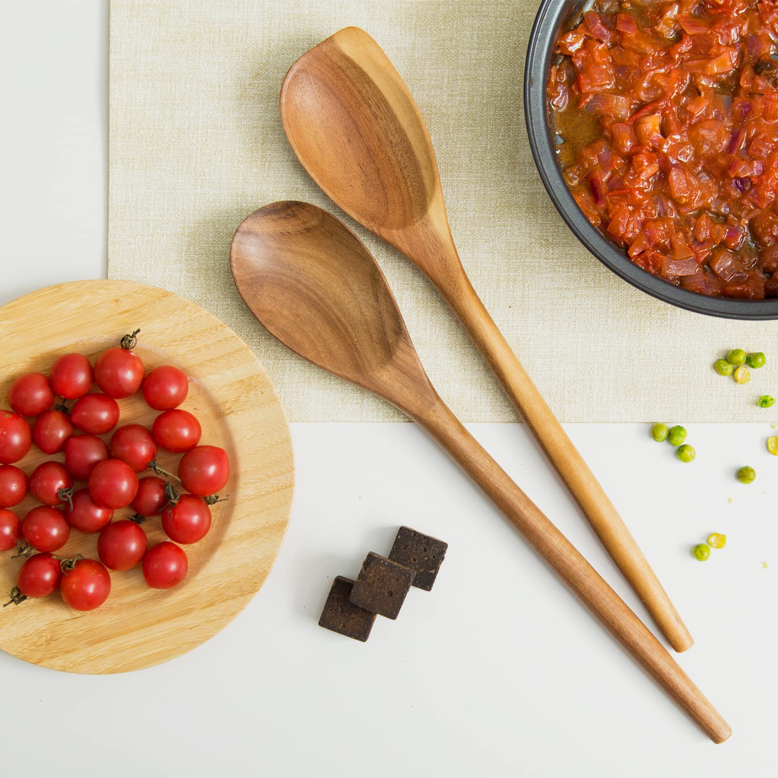MornHalo nonstick-safe spoons reduce marks on delicate cookware surfaces.