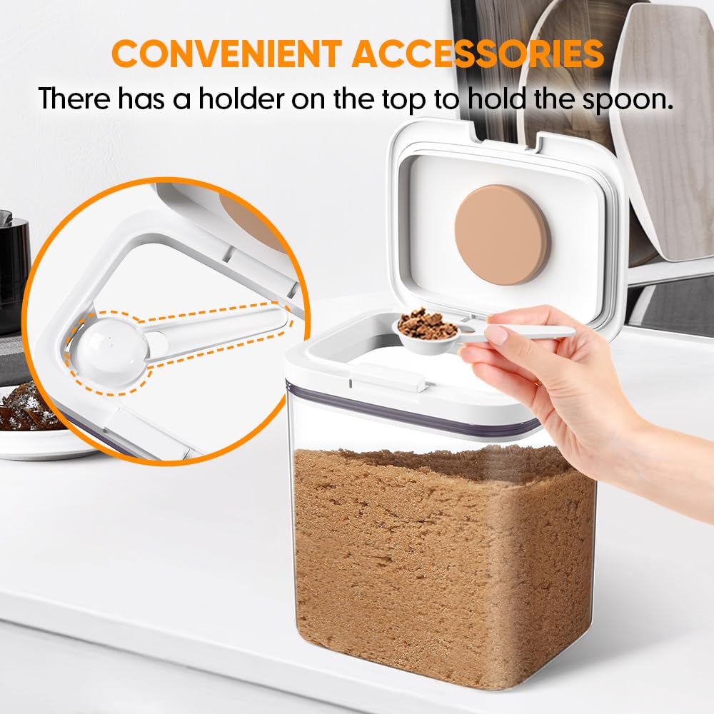 Moryimi silicone-seal brown sugar container preserves freshness for longer storage.