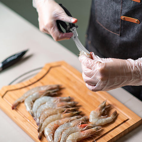 Mr. Pen heavy-duty poultry shears built-in fish scale scraper in action