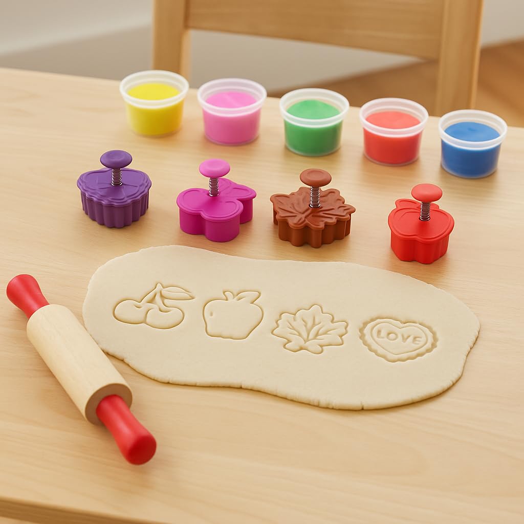 Mrs. Anderson's Baking pie crust cutters set of four enables creative crusts.