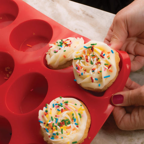 Mrs. Anderson's Silicone Muffin Pan: non-stick release for clean pop-outs and quick cleanup.