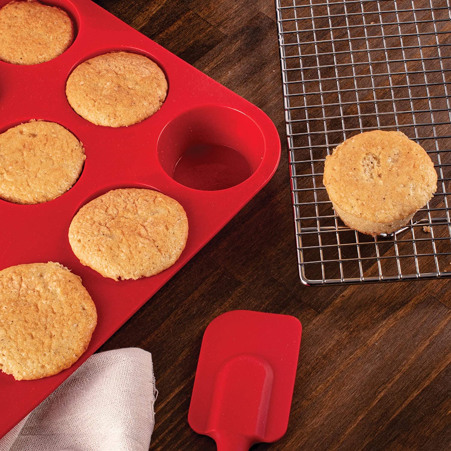 Mrs. Anderson's Silicone Muffin Pan: wide temperature range from -40 to 500 degrees Fahrenheit.
