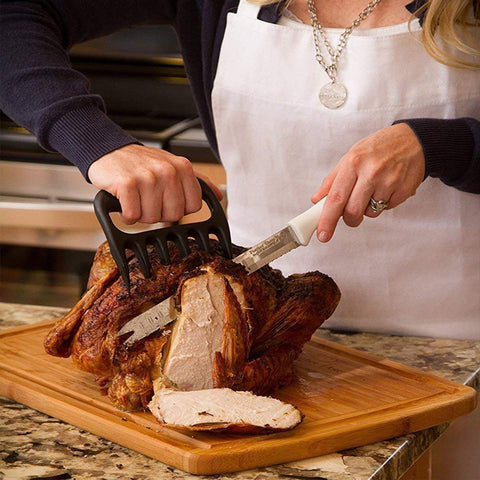 MTNZXZ wide-prong tines anchor meat for steady transfer to the cutting board.