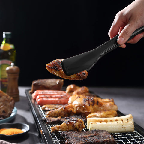 Mu&Ti angled-spatula tongs design enhances grip for delicate foods
