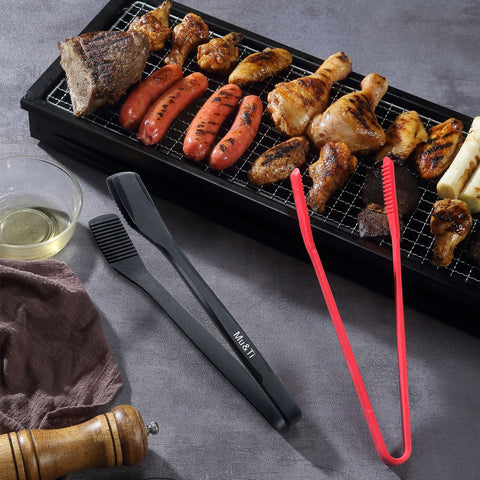 Mu&Ti locking feature keeps tongs compact and organized in storage