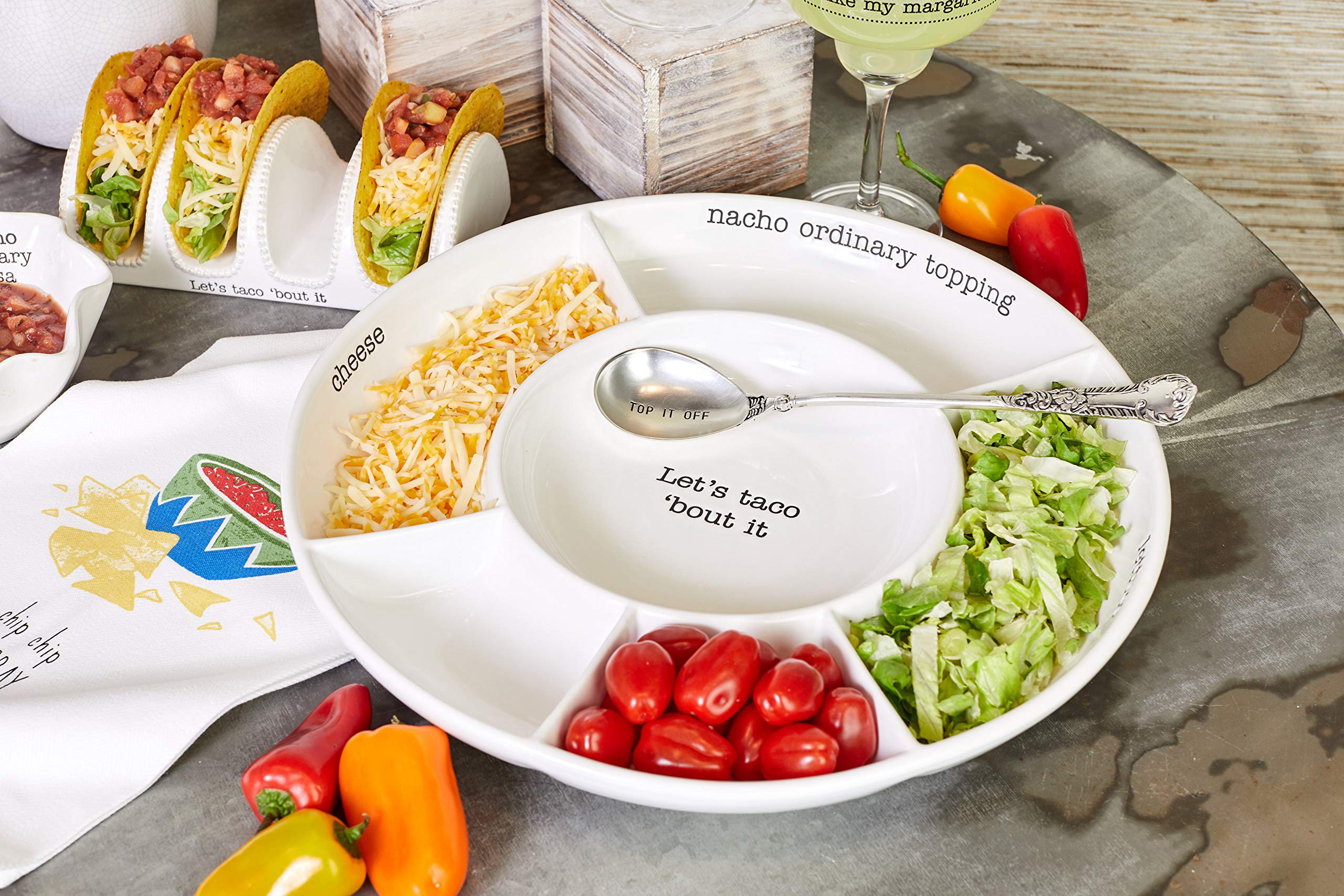 Mud Pie 14.5-inch diameter serving platter with ample space.