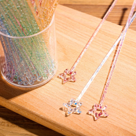 Stir sticks suitable for hot and cold drinks at a Christmas party