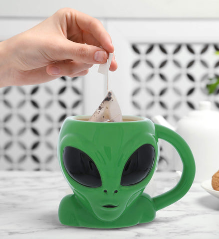MUGNIV Green Alien Mug with wide mouth for easy pouring.