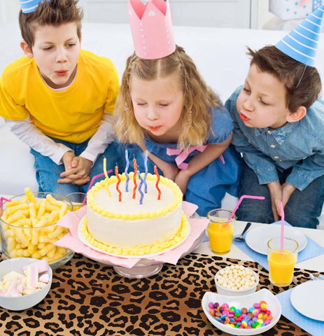 Munilail disposable table runner pack ideal for easy party cleanup.