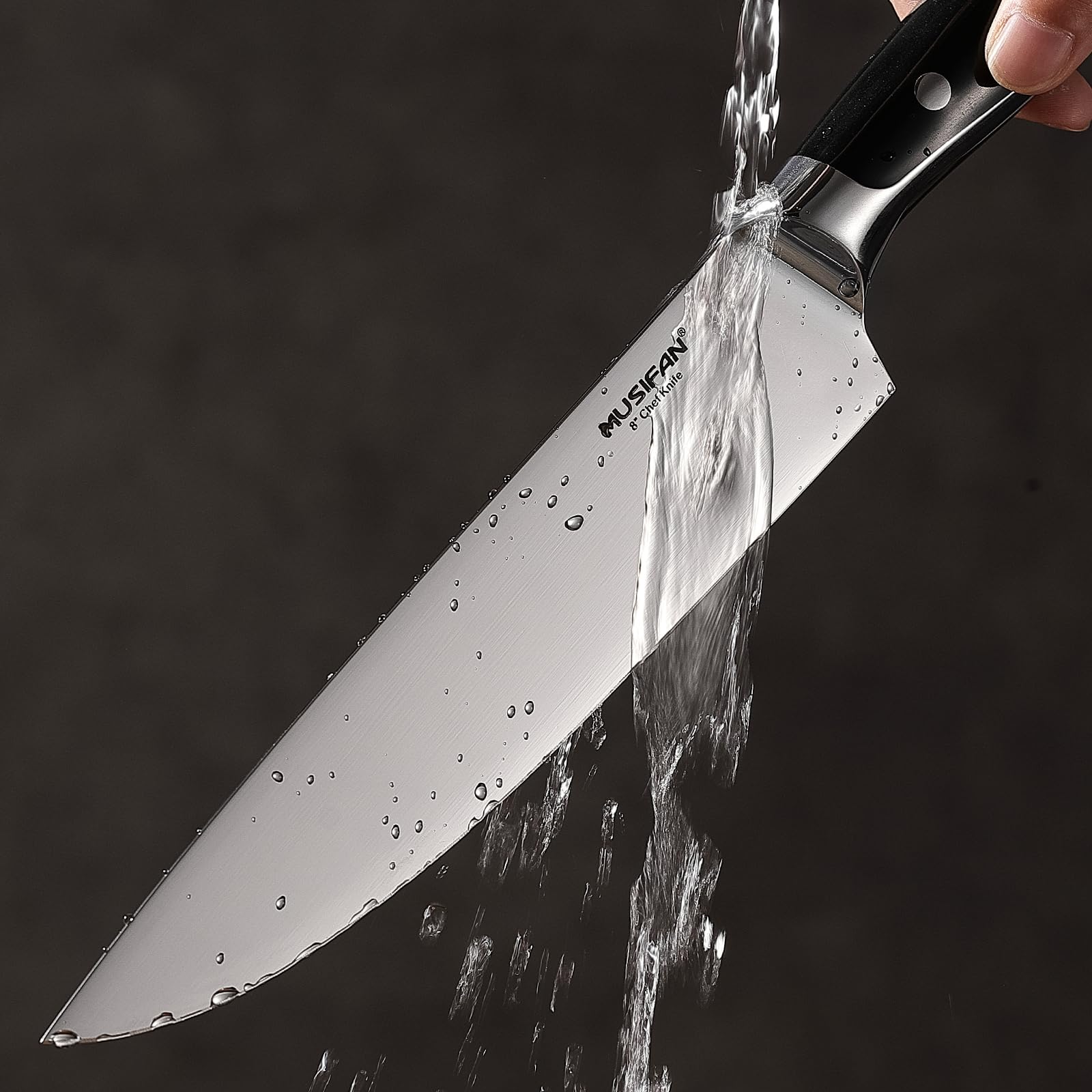 Musifan compact knife block stores blades neatly.