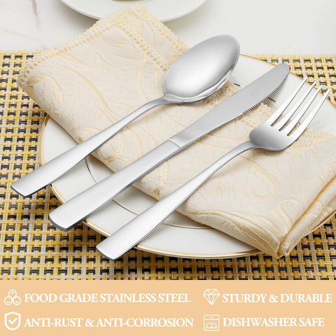 Mutnitt dinner spoons close-up with smooth edges for safe use at table