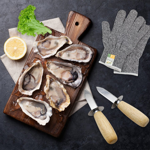 MYBMHTNB seafood party setup highlights easy shucking convenience.
