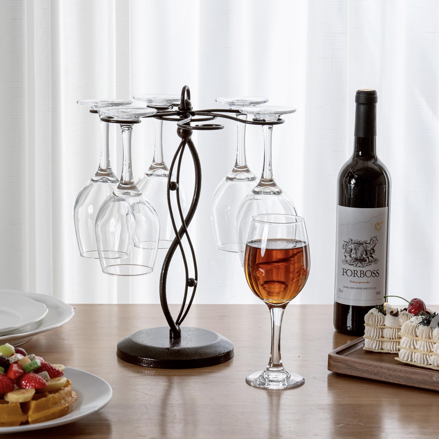 MyGift sturdy bronze base ensures a stable freestanding display.