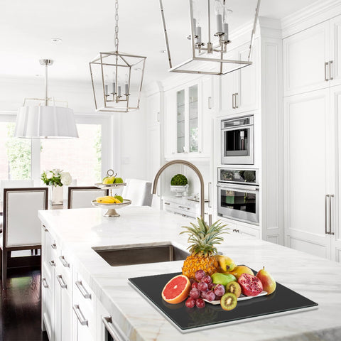 Mymonfif easy-clean surface resists stains and odors after meal prep