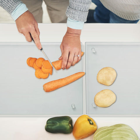 Mymonfif multi-purpose cutting board doubles as serving plate