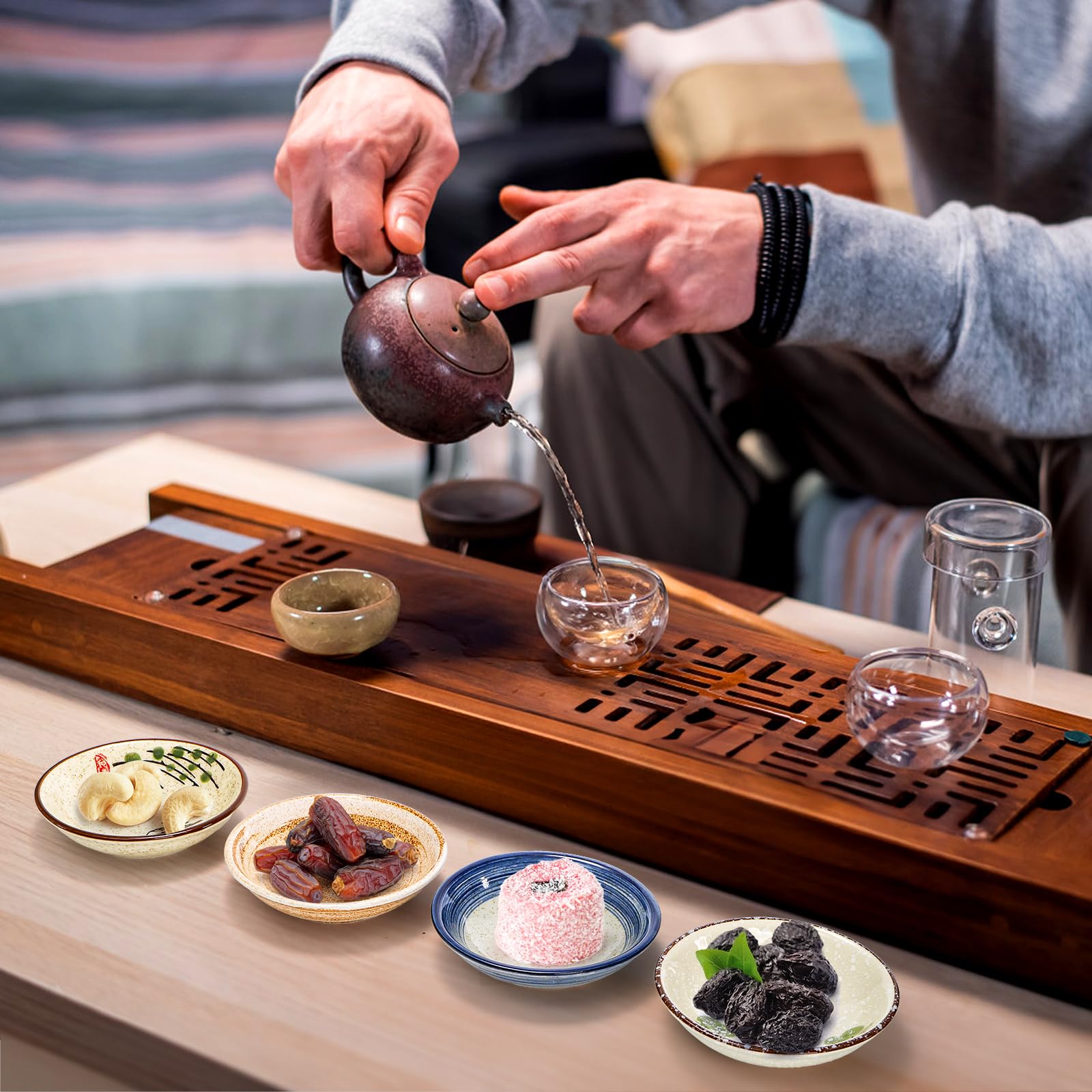 Nagpew fish-pattern dish brightens sushi and snack plating