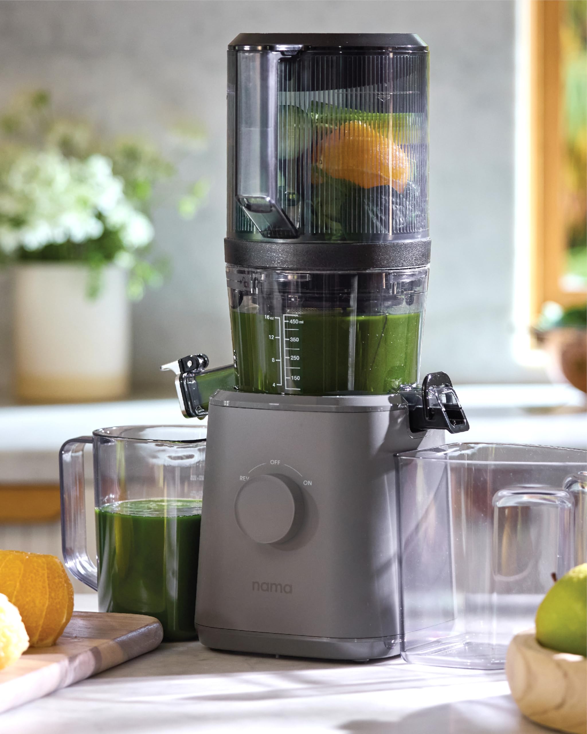 Nama J2 includes containers, strainers, and guides for simple assembly.