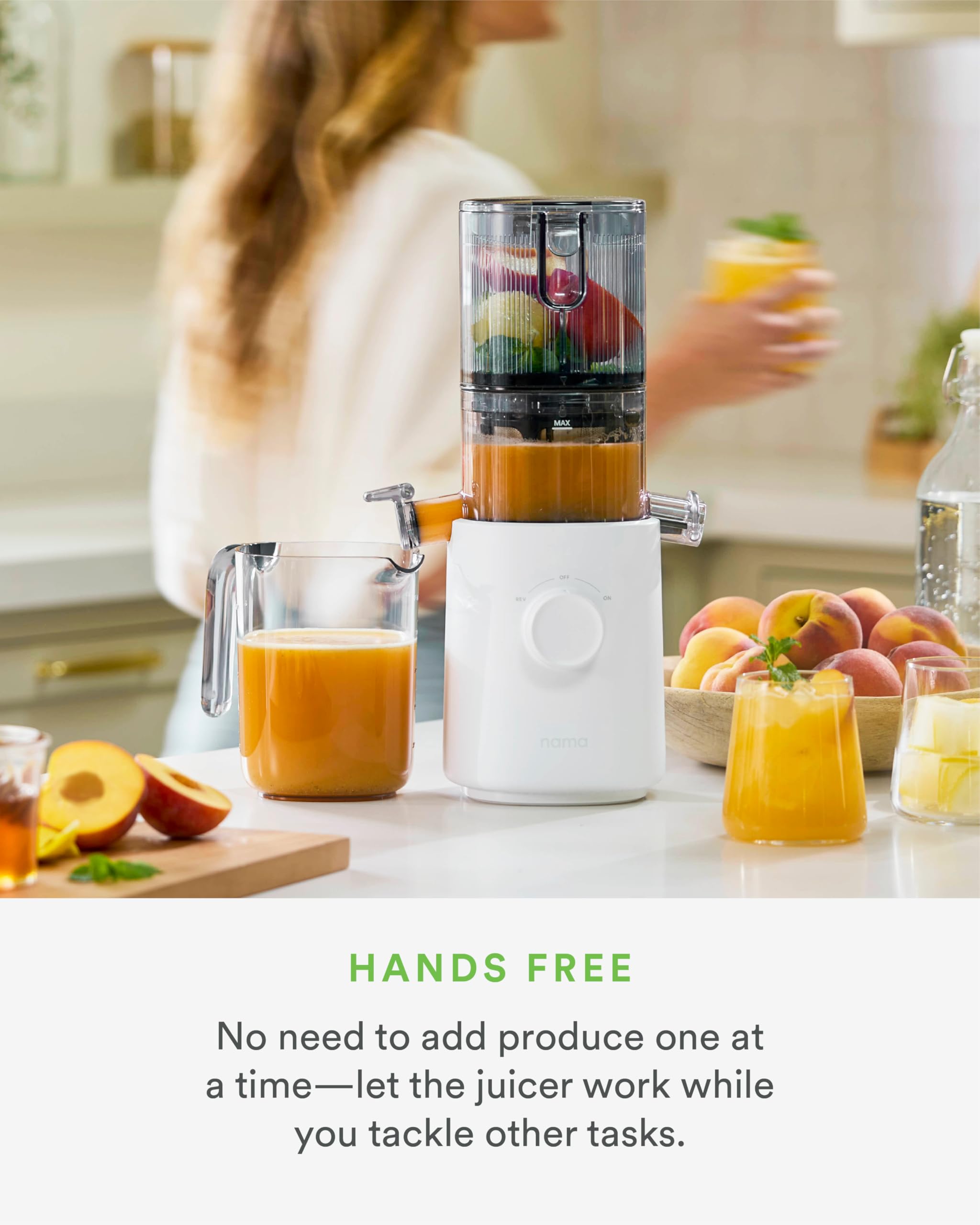 Nama J3 included accessories with recipe book for creative juice ideas