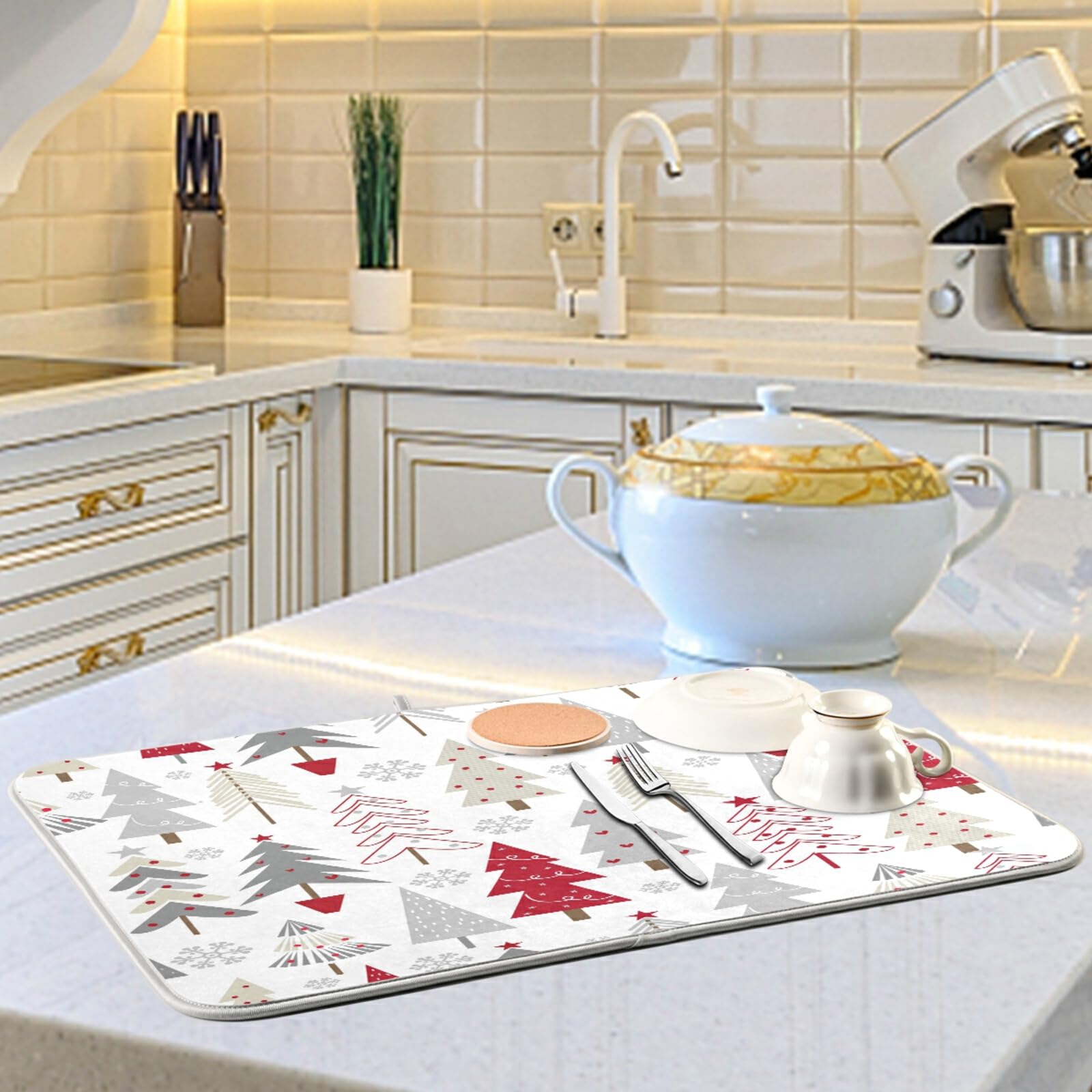 Nander foldable design with hanging loop for compact storage.