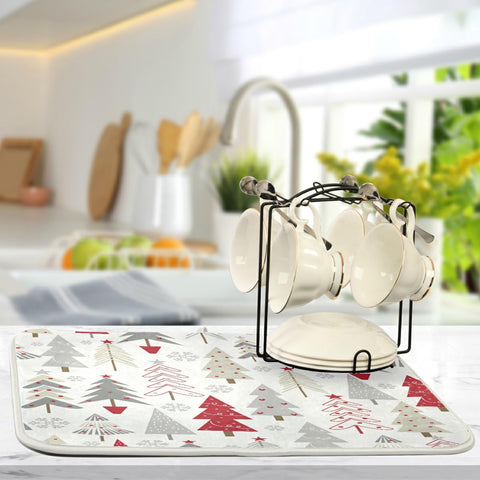 Nander heat-insulation pad doubles as a hot pad for cookware.