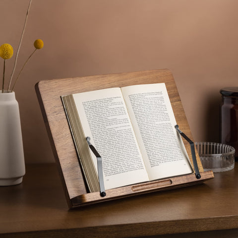 Navaris acacia wood stand showing two page holders for hands-free cooking