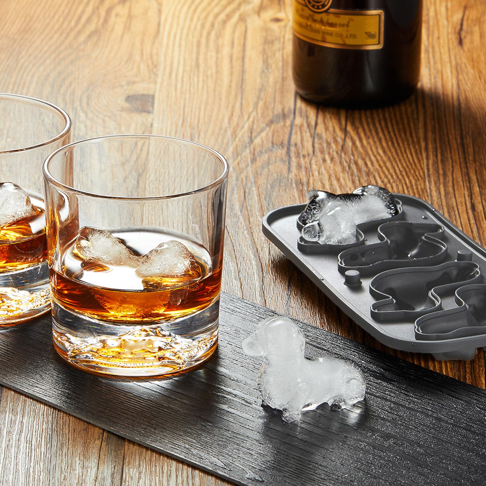 Nax Caki dachshund-shaped ice cubes add fun to cocktails and whiskey