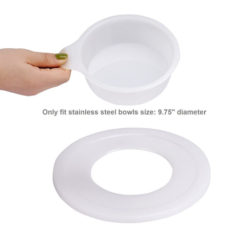 Durable Ne-totoro plastic cover keeps bowls clean from dust and crumbs.