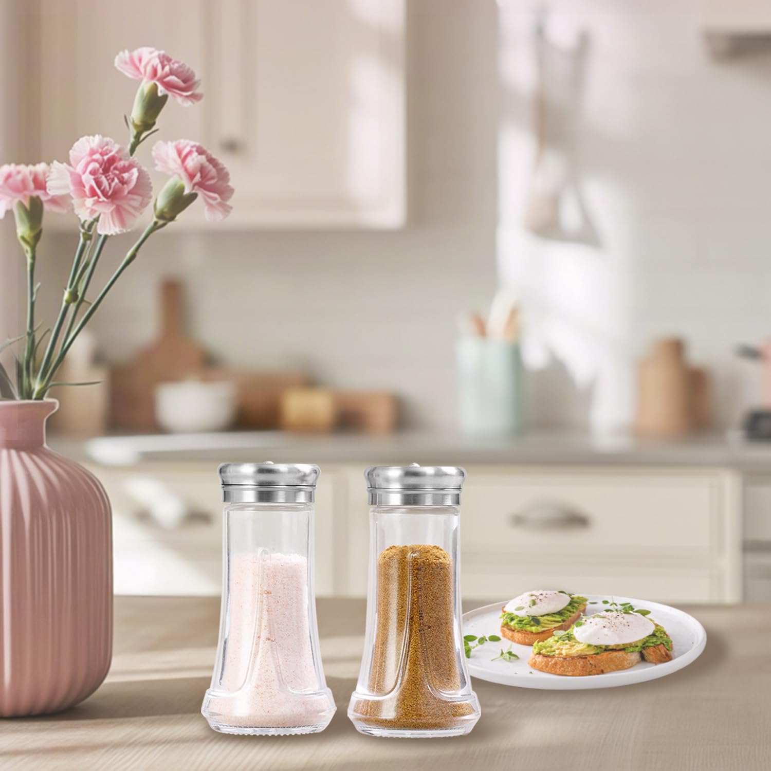 Gift-ready Neodaco shaker set for home cooks and entertaining.