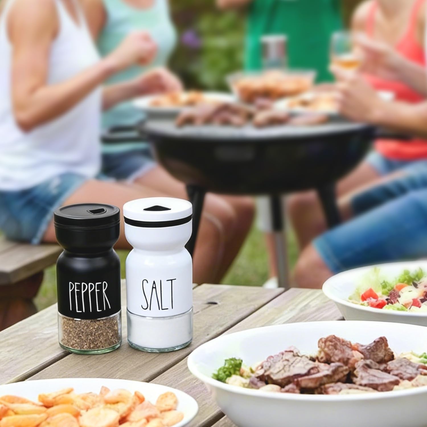 Gift-ready Neodaco salt and pepper shakers with timeless decor appeal.