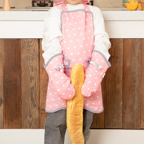 NEOVIVA apron adjustable neckband, fits toddlers as they grow.