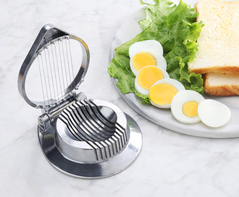 New Star Foodservice 36459 mushrooms sliced gently and evenly