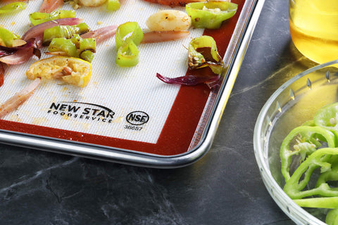 New Star baking mat corner cutouts shown for quick removal from pans