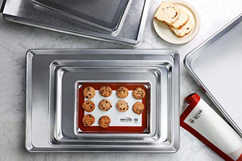 New Star silicone liner on parchment-free sheet for clean baking transfer