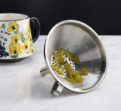 New Star Foodservice creased-stem funnel vents air for smooth filling.