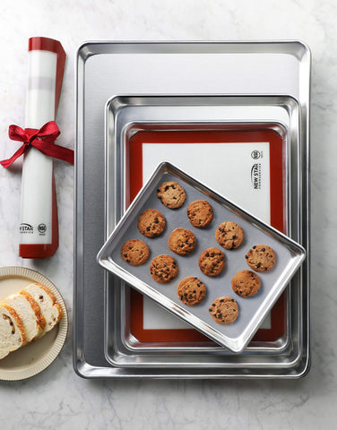 New Star Naturals Bakeware sheet pan for professional-grade kitchen performance.