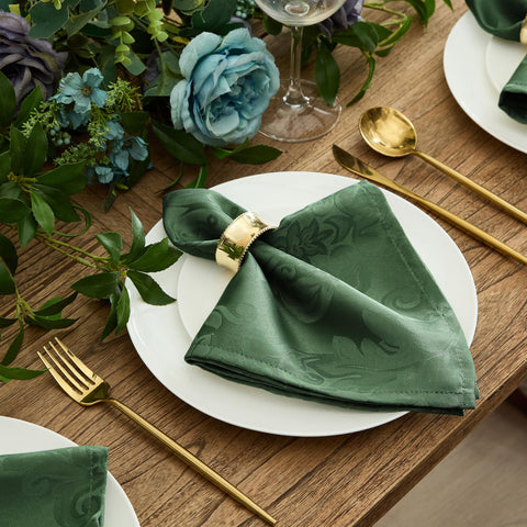 Newbridge Barcelona Damask tablecloth care: machine washable and quick-dry
