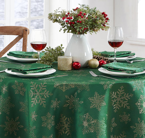 Newbridge hunter gold tablecloth on rectangle 60x84 supports stylish setups.