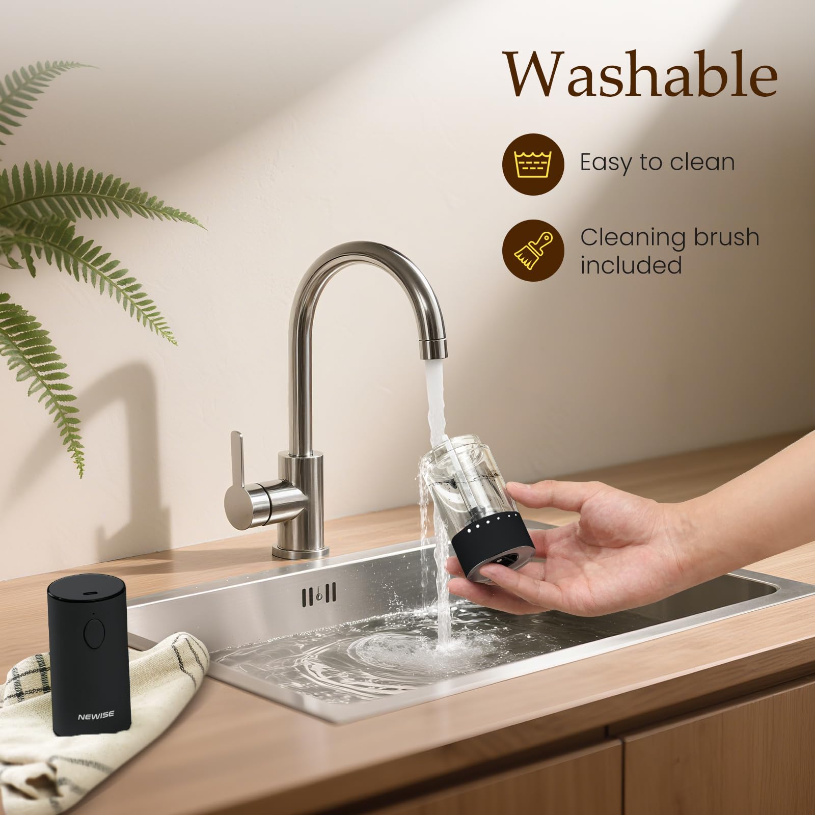Newise ceramic grinder is durable and won't absorb flavors.