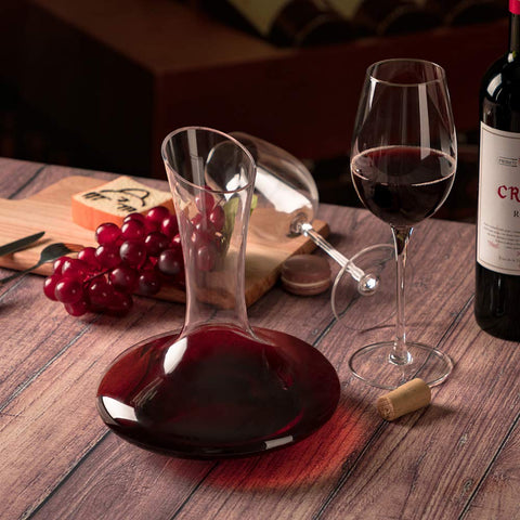NEW PACIFIC YOUYAH decanter stopper preserves wine aroma between pours.