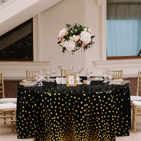 Newwiee wedding or party tablecover brightens decor