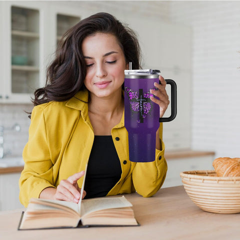 NIAXAUYT tumbler with splash-proof lid for commuting.