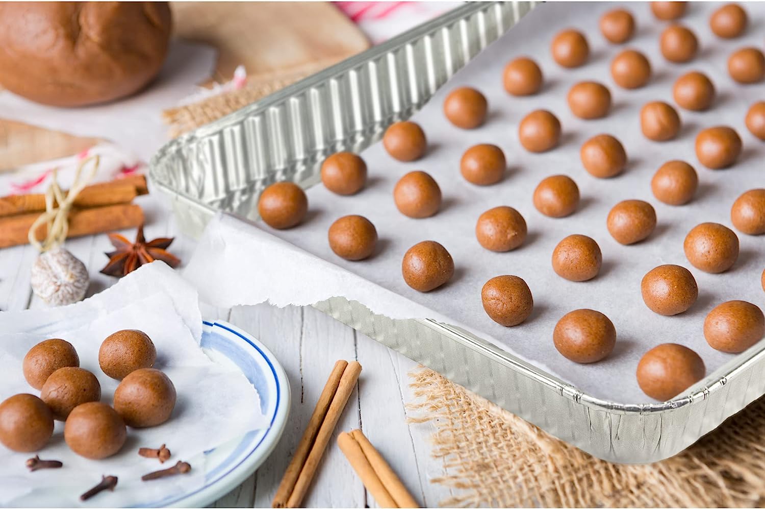 Nicole Home Collection dishwasher-safe bakeware for simple cleanup after cooking.