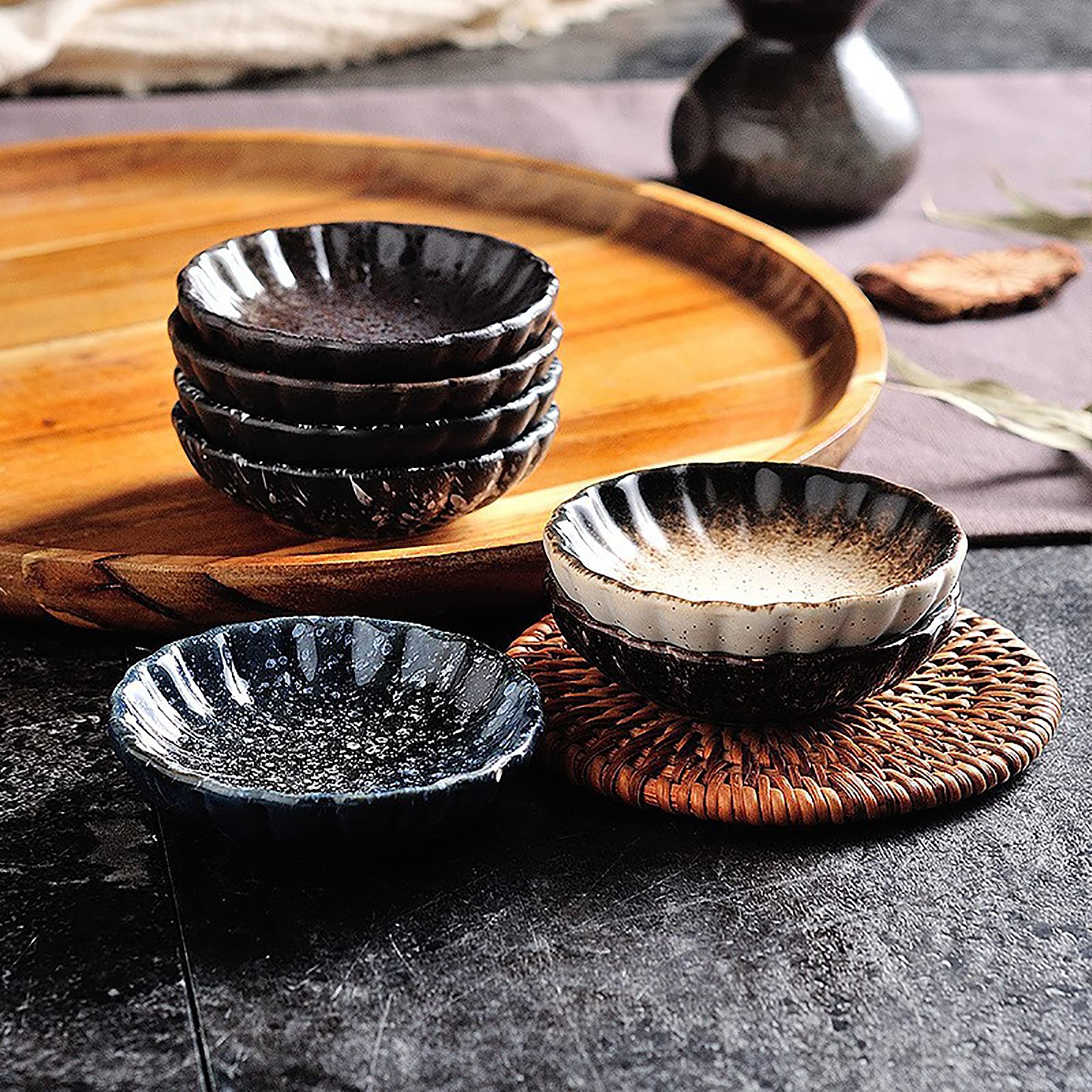 Nicunom bowls in a kitchen microwave-safe demonstration