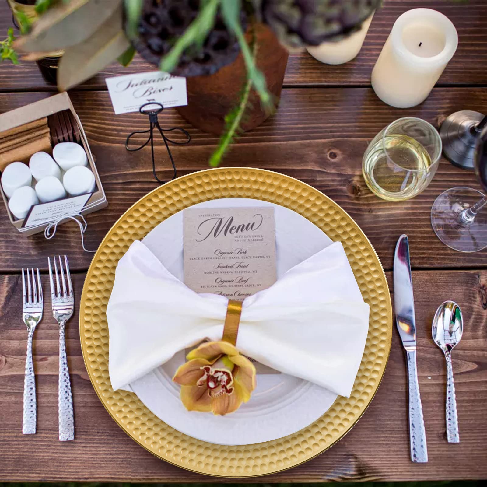Nicunom hammered rim detail on charger plate enhances upscale banquet aesthetics.